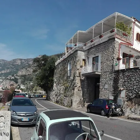 Lägenhet La Sorgente Del Sole Positano