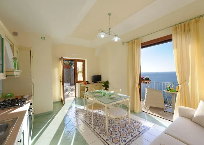 La Sorgente Del Sole 公寓 *